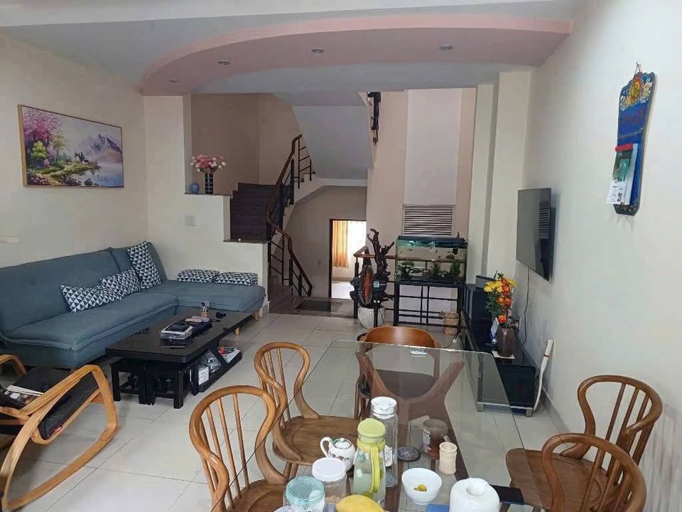 Nhà mặt tiền Liên Phường, Thủ Đức 100m² giá 22.9 tỷ - Đầu tư sinh lời ngay!