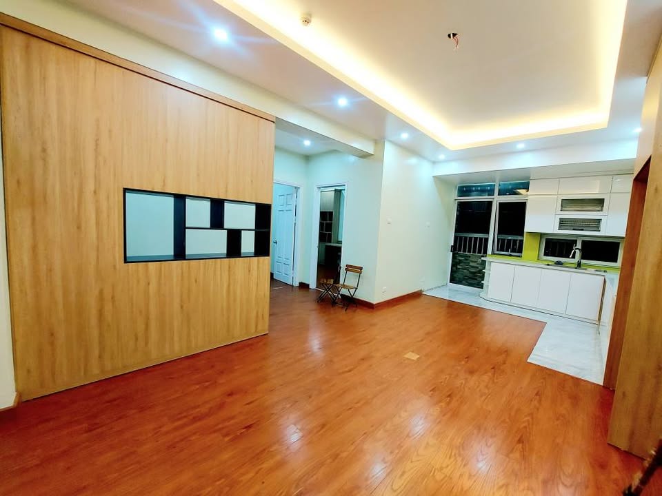 Chung cư Hoàng Văn Thái 80m² 2PN - Sổ đỏ, View thoáng
