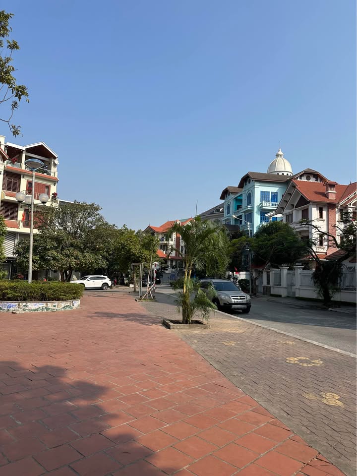 Đất nền mặt đường đôi Lê Hồng Phong, 375m², view công viên - Cơ hội đầu tư Hải Phòng