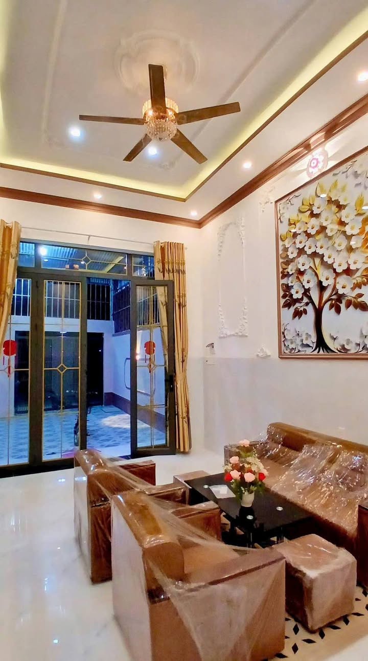 Nhà mới hoàn thiện tại hẻm Trần Phú, Long Hoa, 24m² - Giá 1.65 tỷ - Sổ hồng chính chủ!