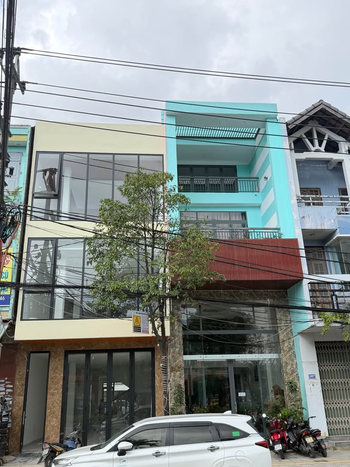 Nhà phố 3 tầng mặt tiền Nguyễn Tri Phương, Đà Nẵng 160m² giá 21 tỷ - Đầu tư sinh lời lý tưởng!