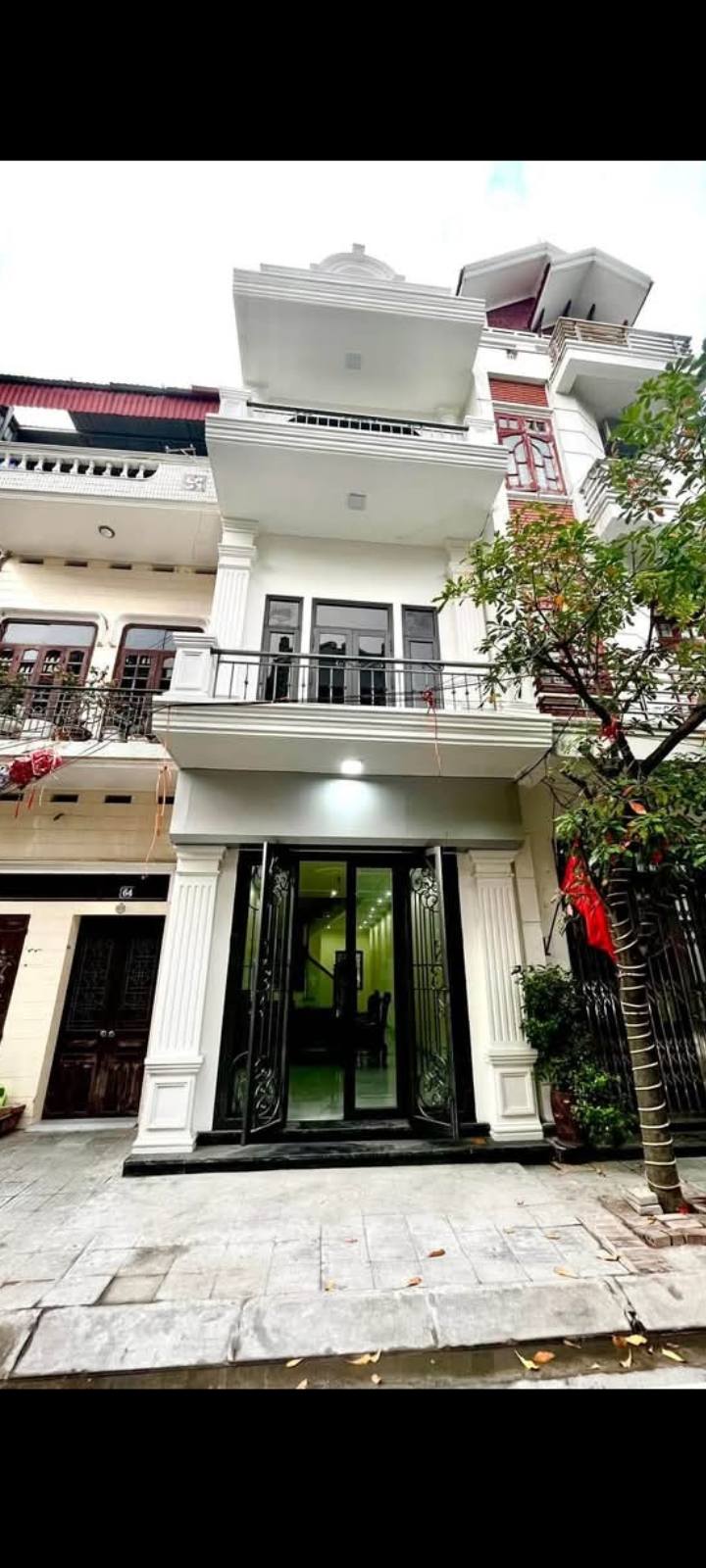 Bán gấp FrontHouse 3 tầng Đinh Thị Vân 58,5m² giá 4,65 tỷ - Giao thông thuận tiện!