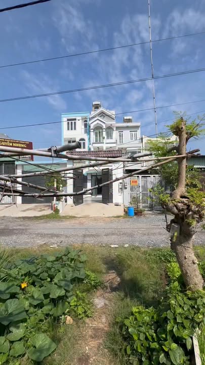 FrontHouse Đường TL37, Gò Vấp 100m² giá 5.5 tỷ - Mặt tiền sông cực hiếm!