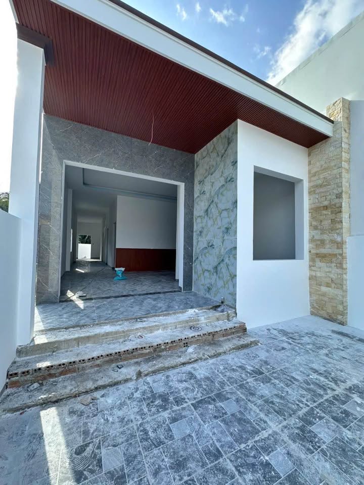 Nhà mới 100% tại Diên Sơn, 173m² giá chỉ 1.75 tỷ - Cơ hội vàng cho an cư!