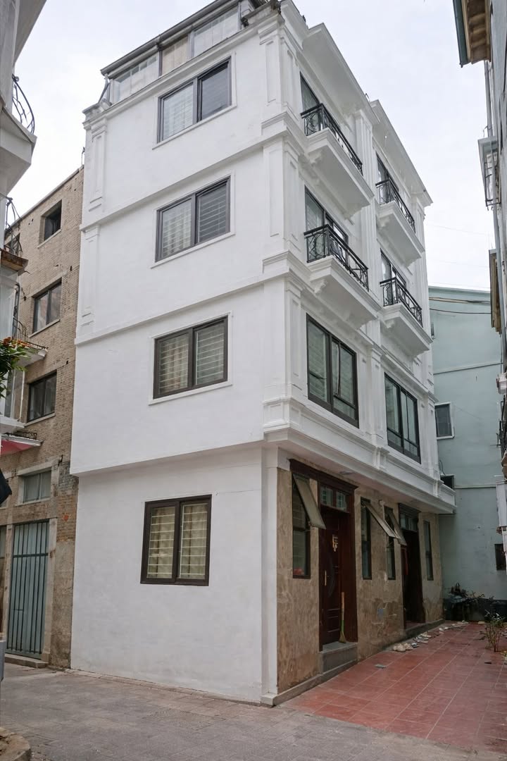 Nhà Thụy Phương 35m² giá 6.5 tỷ - Nhà mới đẹp, lô góc 2 mặt ngõ!