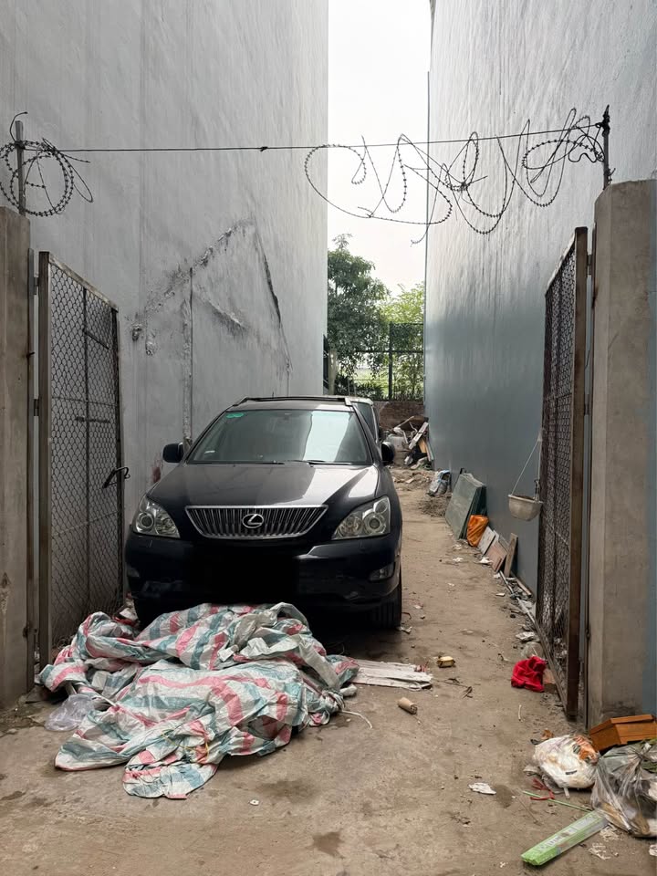 Đất nền Xuân La - 90m² giá 11.5 tỷ - Cơ hội đầu tư hiếm có!