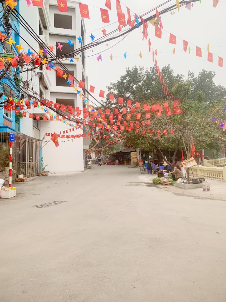 Nhà 5 Tầng Mới Xây 32m² Đại Mỗ - Sát Vinhomes Smart City