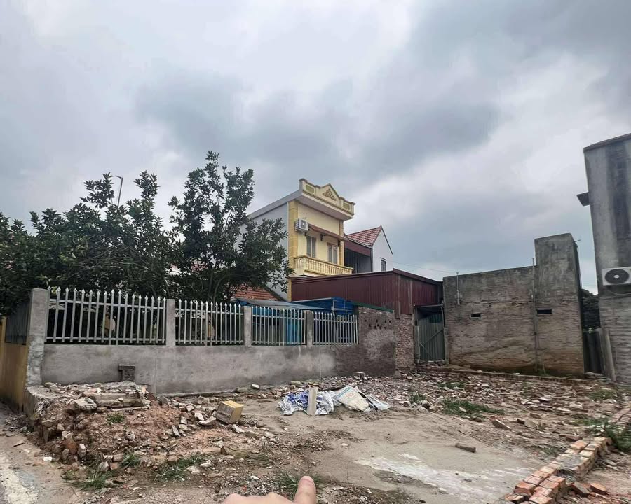 Bán đất thổ cư Nhân Trai, xã Ứng Hòa 82.2m² giá chỉ 1.35 tỷ - Cơ hội đầu tư tuyệt vời!