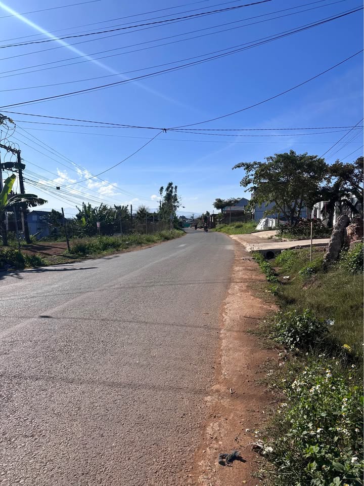 Đất nền Di Linh 520m² giá 1.8 tỷ - Sổ đỏ chính chủ, nở hậu tuyệt đẹp!