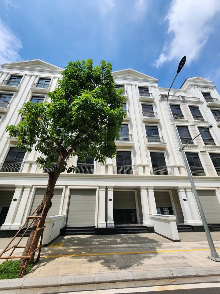 Shophouse The Manhattan Thủ Đức 84m² - Giá chỉ từ 14 tỷ - Đầu tư sinh lời ngay!