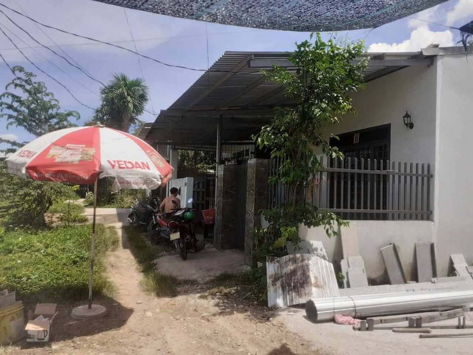 Nhà cấp 4 Bùi Thị Xuân, 86m² giá 800 triệu - Đường ô tô vào tận nhà!