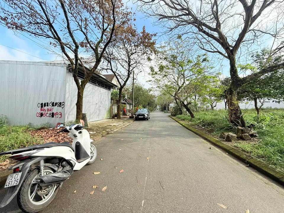 Mặt tiền FrontHouse Lương Nhữ Hộc, Huế 150m² giá 3.2 tỷ - View công viên tuyệt đẹp!