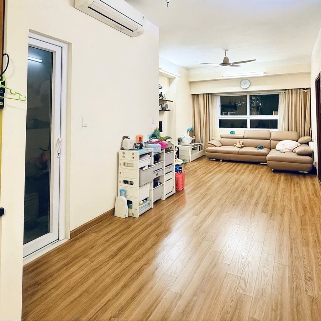 Căn hộ Học viện Quốc Phòng, Nghĩa Đô, Cầu Giấy 94m² giá 8.8 tỷ - Thiết kế hiện đại, an ninh tốt!