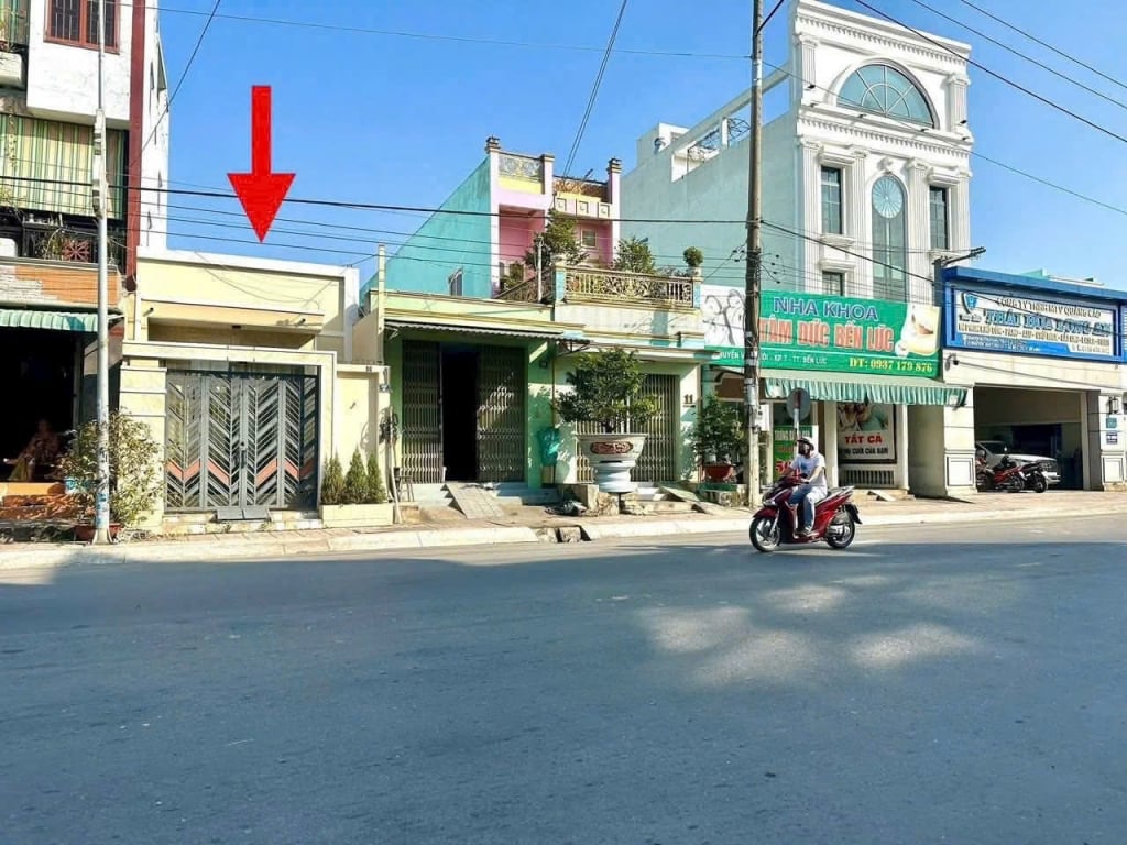 Nhà mặt tiền Nguyễn Văn Tuôi, Thị Trấn Bến Lức, 116.5m² - Chính chủ, giá tốt!