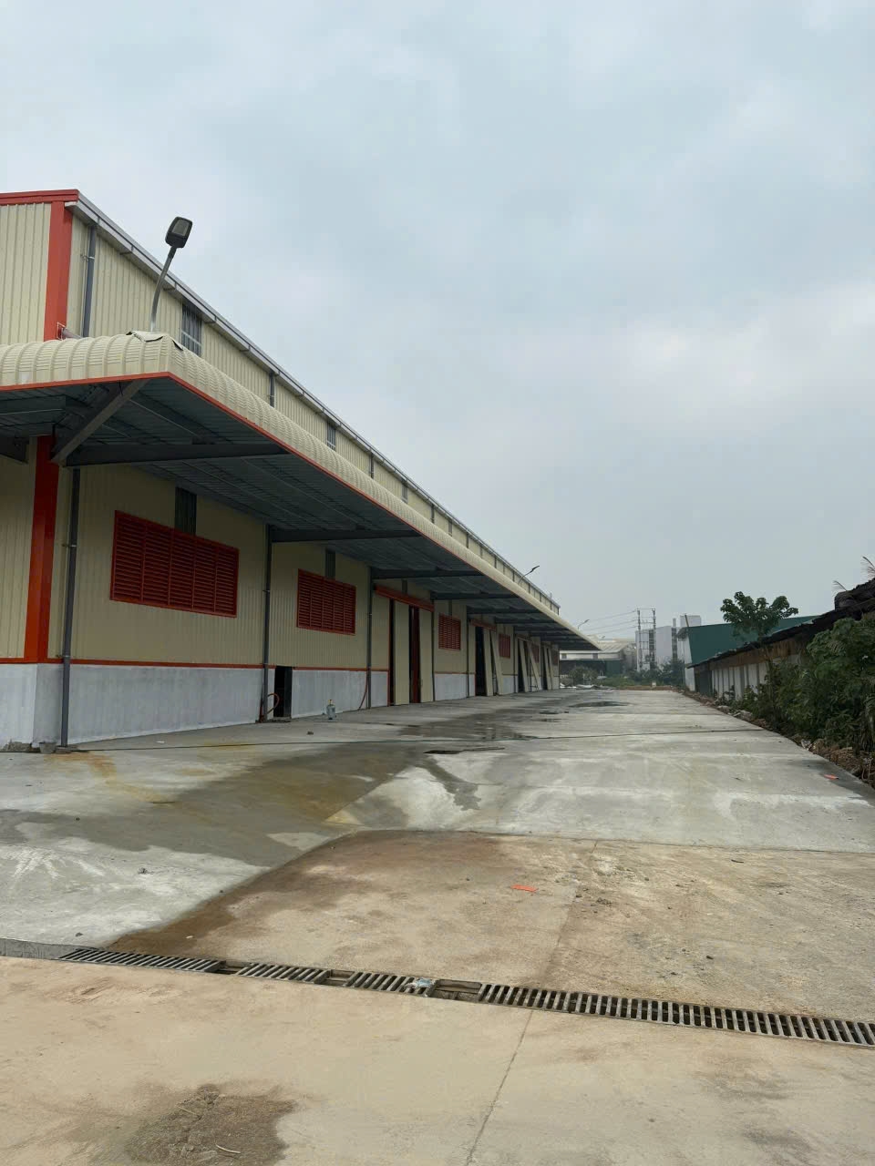 Cho thuê kho xưởng An Khánh, Hoài Đức 3000m² - Pháp lý đầy đủ, xe container ra vào thoải mái!
