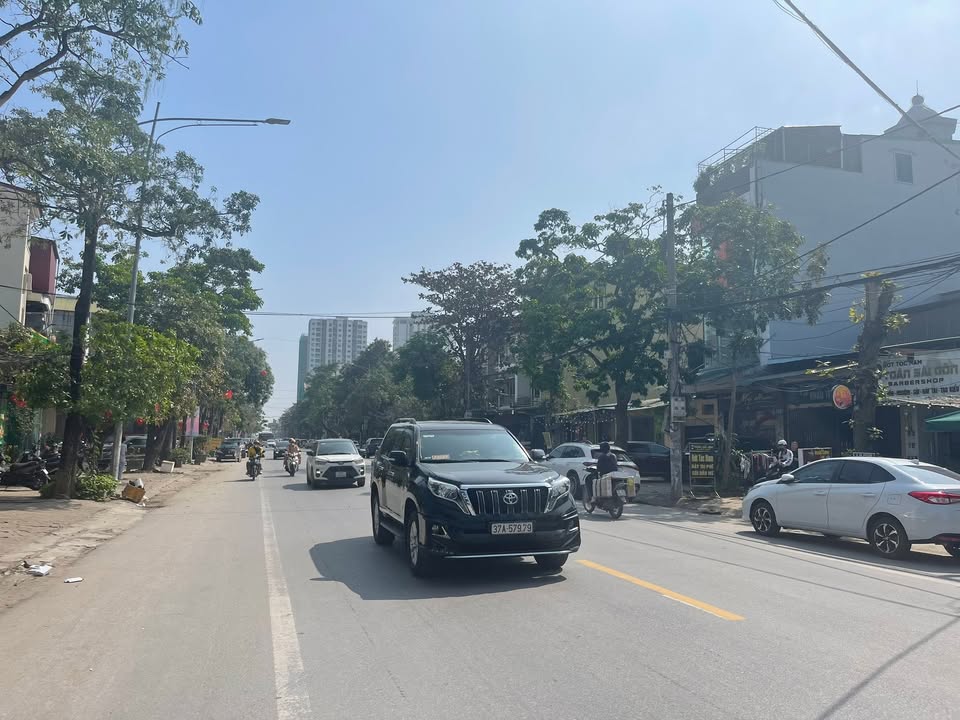 Bán đất mặt đường Nguyễn Thái Học TP. Vinh 84.5m² - Lô góc kinh doanh đỉnh cao!