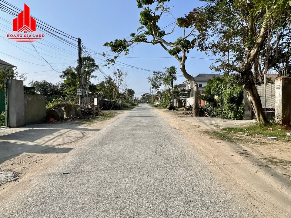 Đất mặt đường Lê Ngọc Hân, Nghi Đức 69.5m² giá 3 tỷ - Kinh doanh sầm uất!