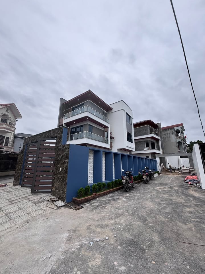 Biệt thự Lương Thế Vinh Thái Nguyên 260m² giá 6.8 tỷ - Chính chủ bán gấp!