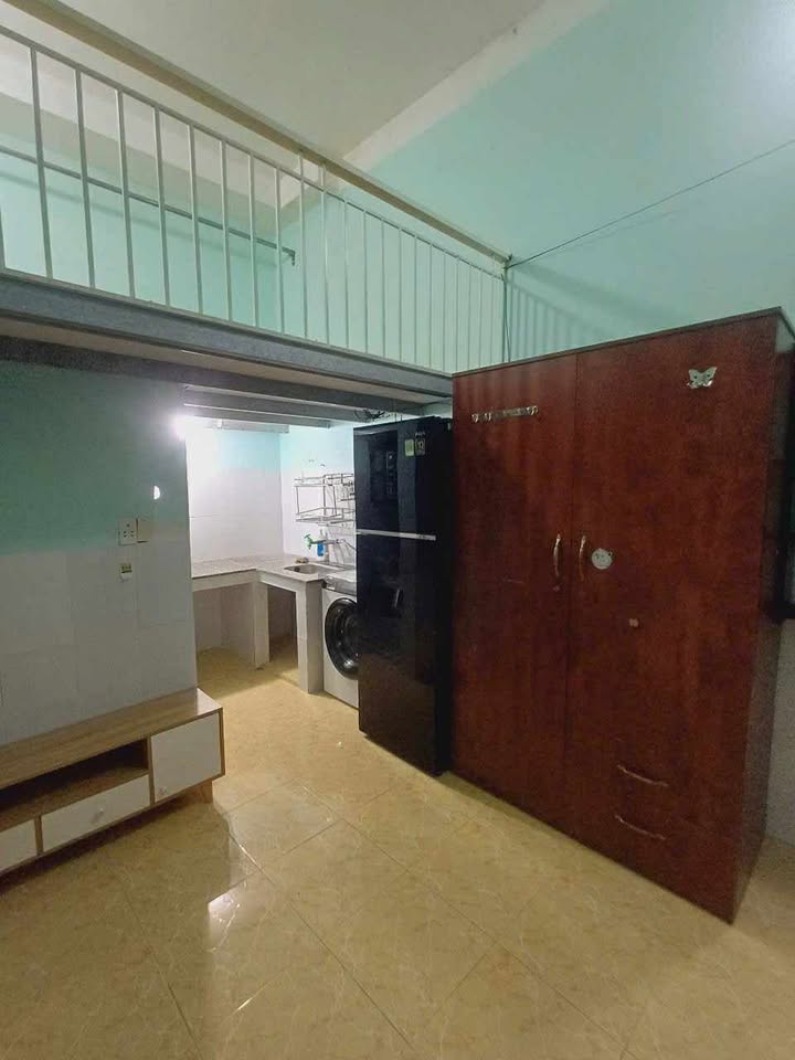 Phòng trọ gác lửng đường Phạm Văn Đồng 15m² giá 3.7 triệu - Sạch sẽ, thoáng mát