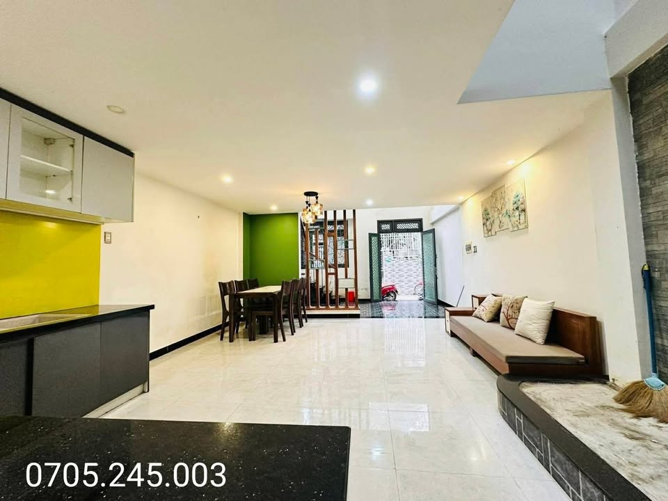 Nhà phố kiệt ô tô tải Nguyễn Văn Linh 60m² giá 5 tỷ - Sẵn sàng vào ở!