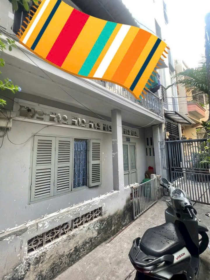 Nhà riêng tại Hẻm 27, Đường Huỳnh Tịnh Của, Quận 3 - Giá 4.5 tỷ - Đầu tư sinh lời!