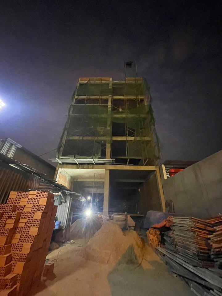 Nhà Mặt Tiền Mã Lò, Bình Tân - 275m² Kinh Doanh Đa Ngành, 210 Triệu/Tháng