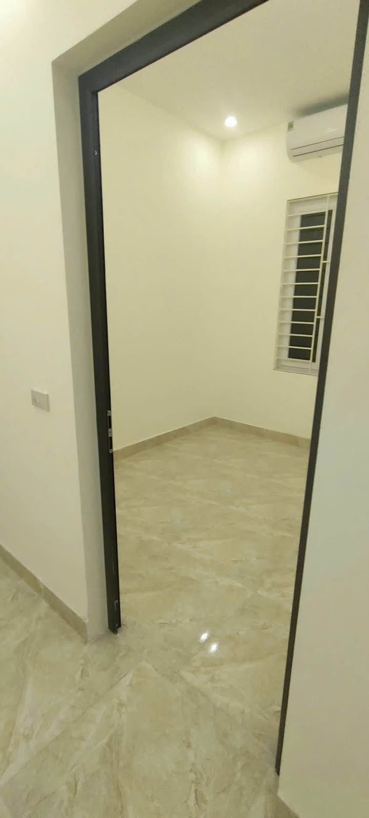 Nhà cho thuê 2,5 tầng đường Văn Đức Giai, 150m² giá 7 triệu - Sẵn sàng vào ở!