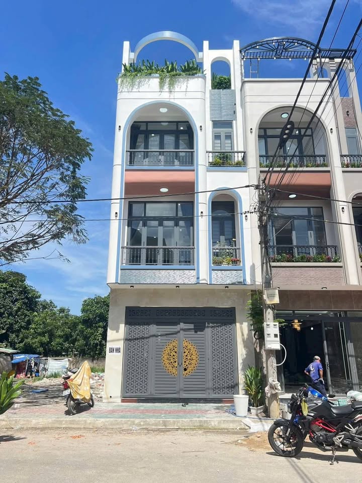 Nhà phố Thuận Giao, Thuận An 120m² giá 6.2 tỷ - Chính chủ bán gấp!