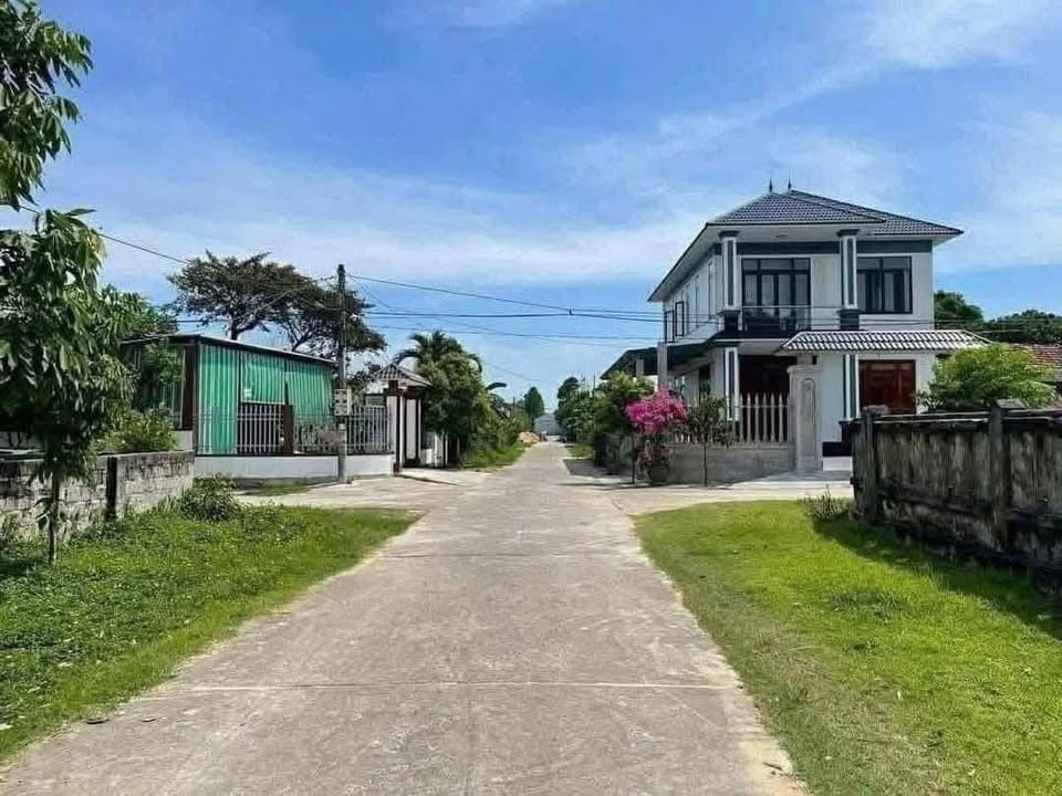 Đất nền Thị trấn Hoàn Lão, Huyện Bố Trạch 220m² giá chỉ 600 triệu - Đầu tư sinh lời!