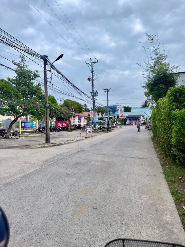 Bán đất mặt tiền kinh doanh Xã Mỹ Hưng 160m² giá 1 tỷ - Đối diện UBND xã!