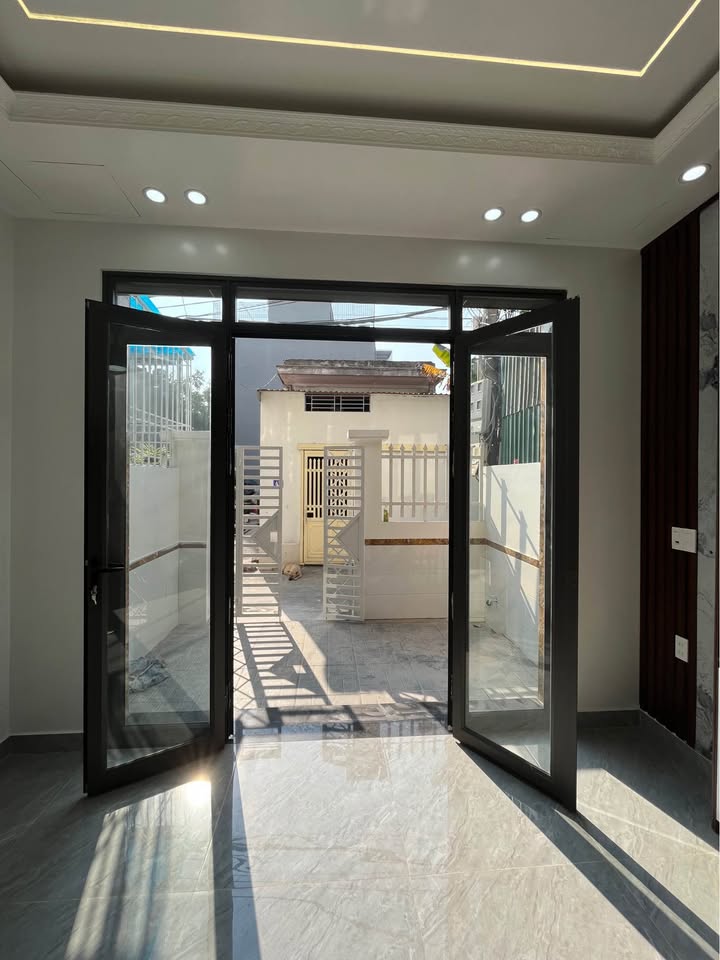 Nhà riêng 50m² Phường Thành Tô - Giá chỉ 3 tỷ - Chính chủ bán gấp!