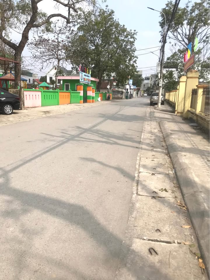 Nhà trục chính Thành Yên, Quảng Thành 172m² giá 5 tỷ - Đầu tư sinh lời lý tưởng!