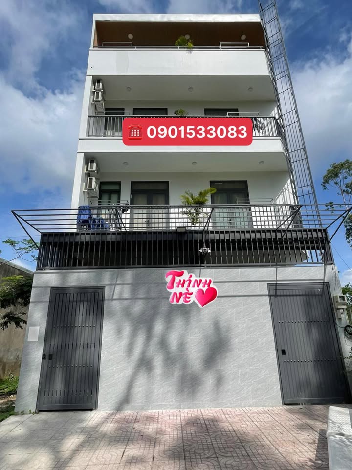 Chính chủ bán CHDV 4 tầng Quận 9, 262m² giá 18.5 tỷ - Dòng tiền ổn định 82 triệu/tháng!