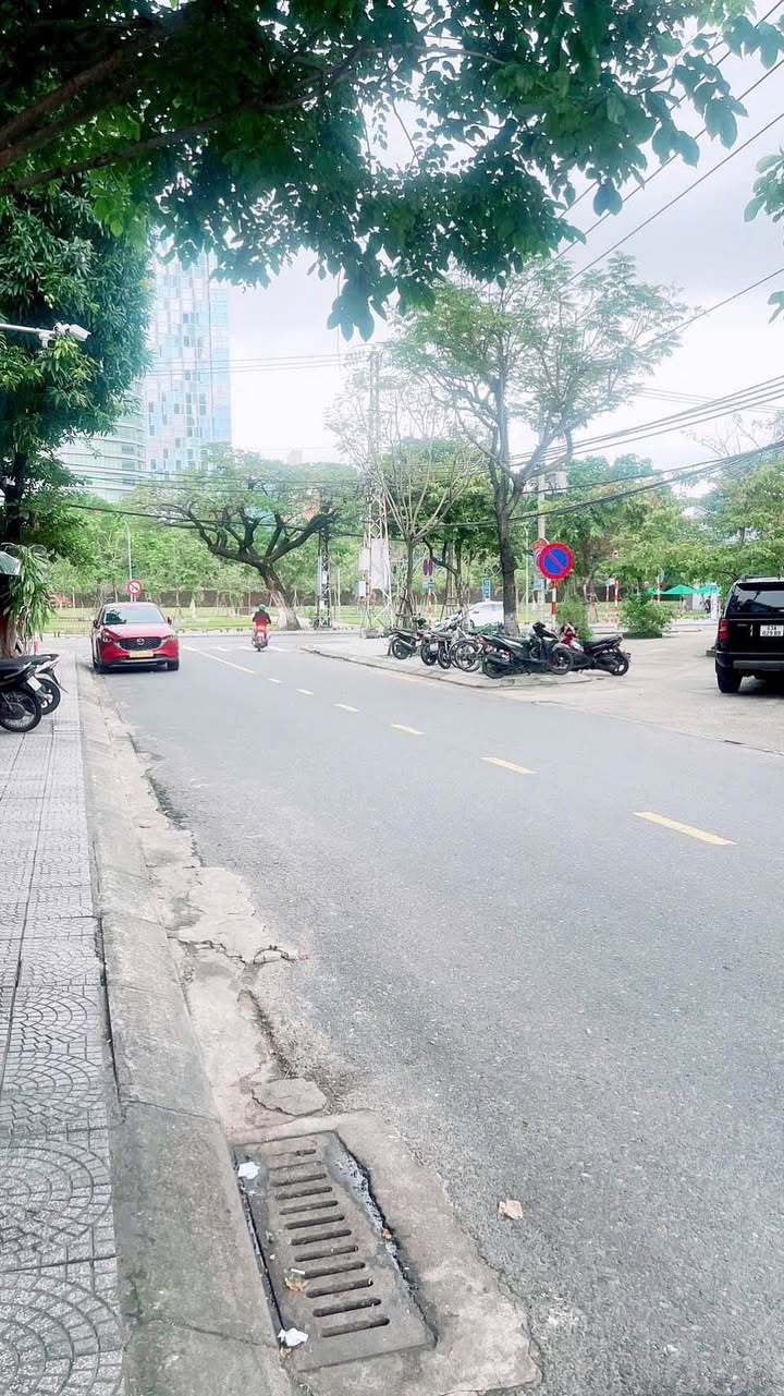 Bán Đất Vàng Mặt Tiền Phan Bội Châu, Hải Châu - 180m² Kinh Doanh Đỉnh