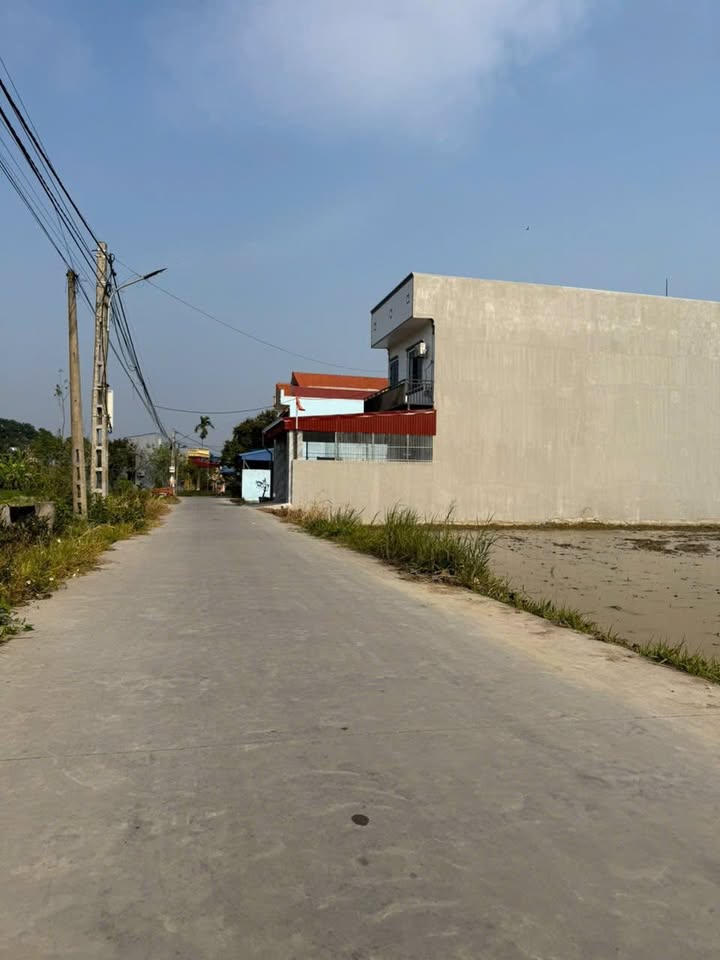 Lô đất vàng Vụ Bản 114m² giá thỏa thuận - Tiềm năng sinh lời cao!