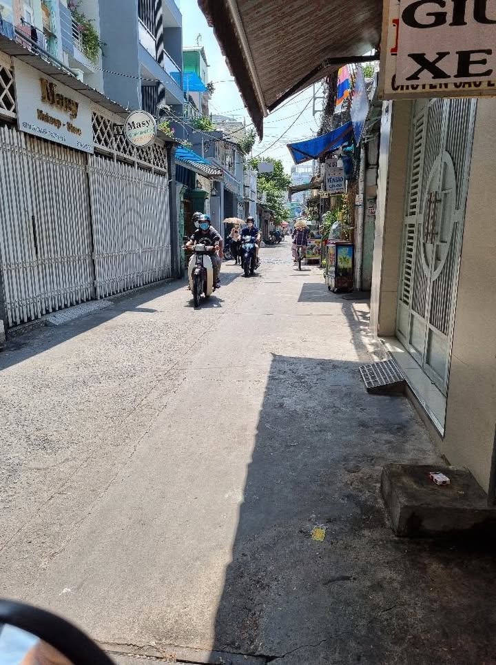 Nhà 32m² Dương Bá Trạc, P.157/9 - Giáp Q1, Giá 3 Tỷ TL