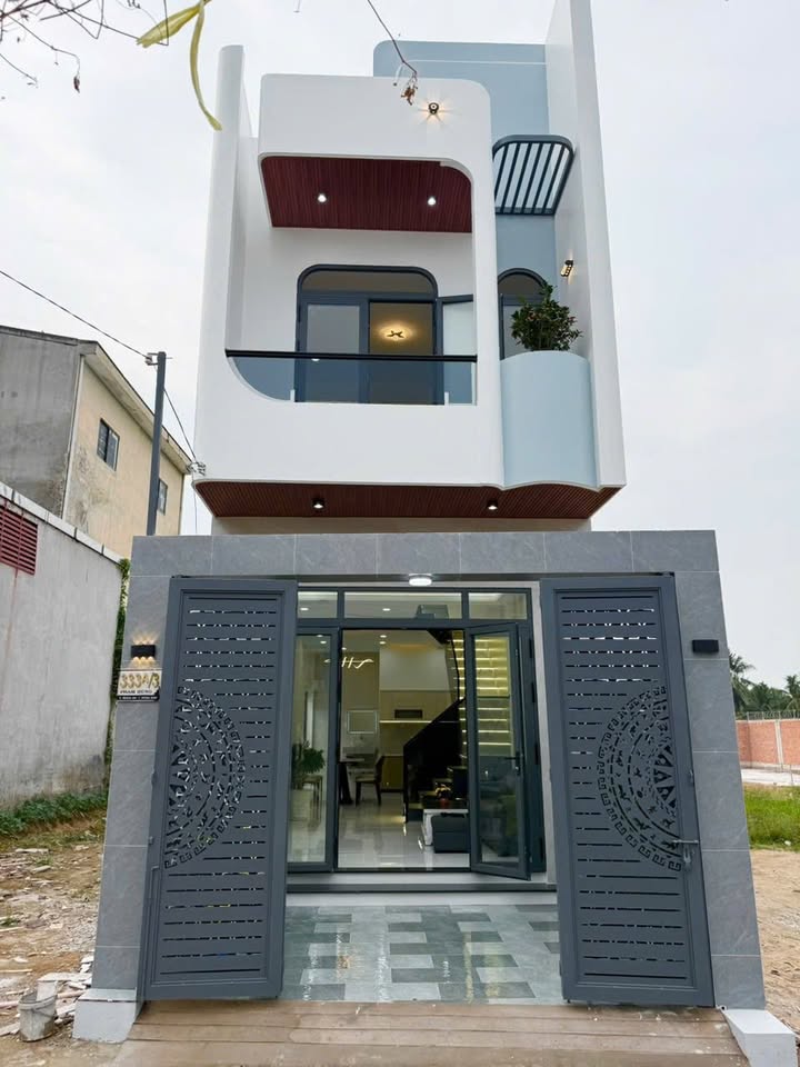 Nhà đẹp Phường Trung An, Tiền Giang 66m² giá 2.19 tỷ - Phong thủy tốt, sẵn sàng vào ở!