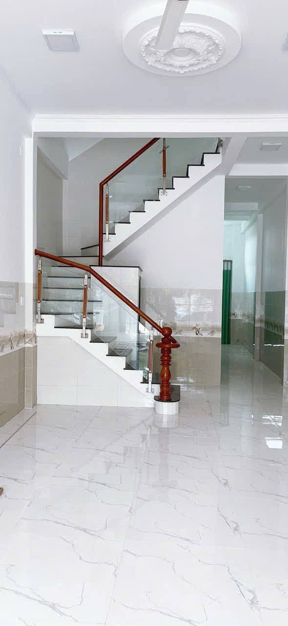 Nhà phố 3 tầng đường Nguyễn Tất Thành 83m² giá 4 tỷ - Pháp lý rõ ràng