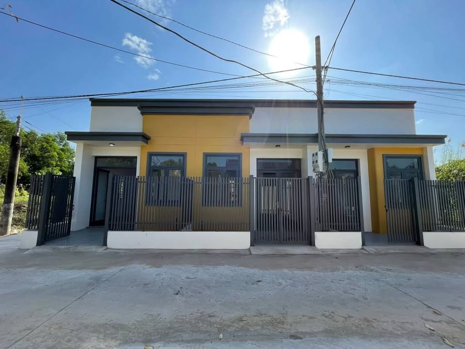 Nhà cho thuê tại Phường Trường An, Vĩnh Long - 7 triệu/tháng, phù hợp cho văn phòng và gia đình!