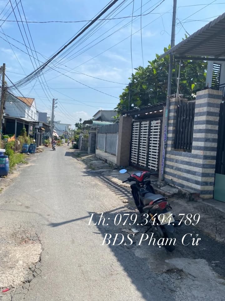 Nhà cấp 4 và 2 phòng trọ Hiệp Phước 125m² giá 2.3 tỷ - Đầu tư sinh lời hấp dẫn!