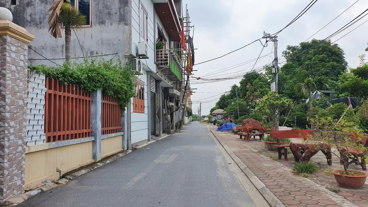 Nhà đẹp quận Long Biên 60m² giá 5.5 tỷ - Ô tô đỗ cửa, sẵn sàng vào ở ngay!