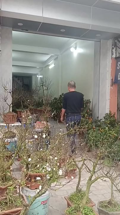 Nhà phố Tô Hiệu, Hà Đông 42m² giá 1 tỷ - Ô tô đỗ cửa, nội thất đầy đủ!