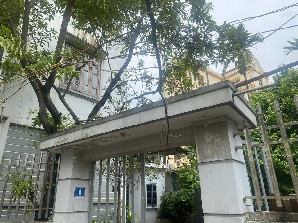 Bán nhà 4 tầng tại xã Phùng Xá, 221m² giá 6.5 tỷ - Cơ hội vàng cho gia đình mới!