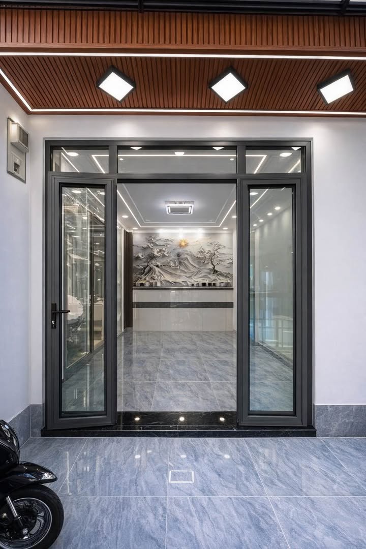 Nhà phố Trung Chánh, Hóc Môn 52m² giá 3.5 tỷ - Sổ hồng riêng, vào ở ngay!