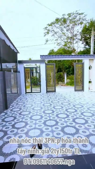 Nhà mái Thái 196m² tại Hòa Thành, Tây Ninh - Giá chỉ 2.15 tỷ - Sẵn sàng cho gia đình bạn!