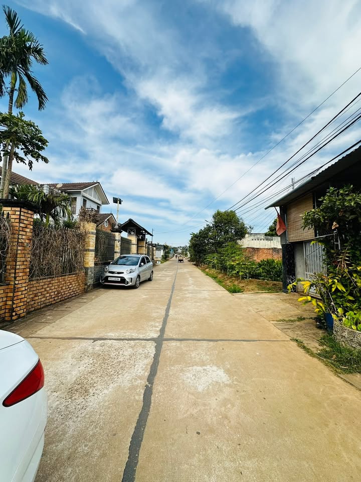 Đất nền tại hẻm 152 Lạc Long Quân, An Phú, 200m² - Giá chỉ 1 tỷ VND!