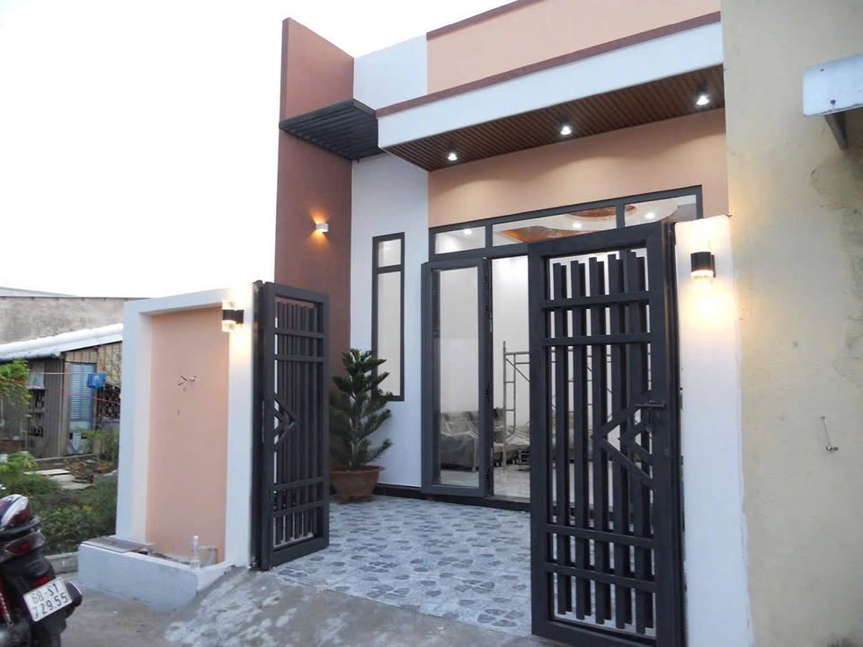 Nhà mặt tiền Thiên Hộ Dương, Rạch Giá 100m² giá chỉ 1.68 tỷ - Hướng Đông Bắc, sẵn sàng vào ở!