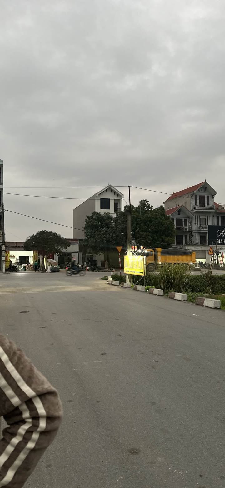 Đất nền Phường Xuân Lâm, Thị xã Thuận Thành, Bắc Ninh 65m² giá 2.5 tỷ - Đường thông ô tô vào tận nơi!