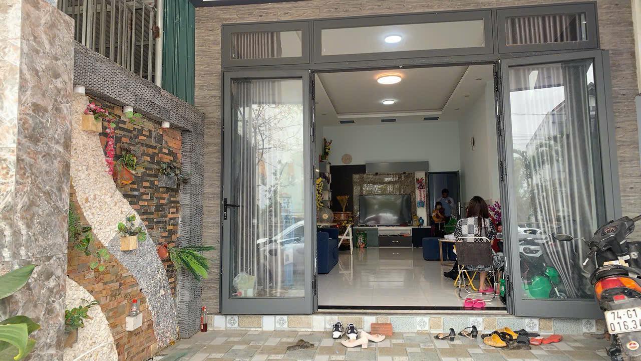 Nhà mặt tiền đường Lê Duẩn, TP Đông Hà, 100m² - Chính chủ cần bán gấp!