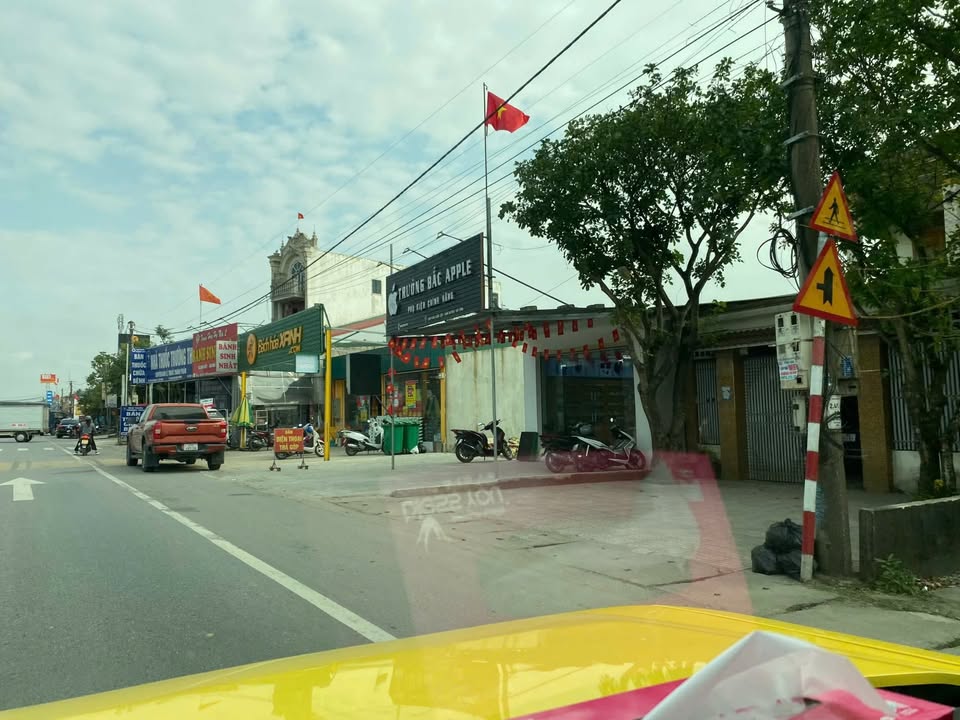 Đất nền Quốc lộ 1A, Cẩm Trung 165m² giá thỏa thuận - Vị trí kinh doanh sầm uất!